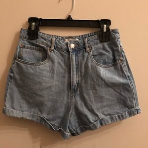 Forever 21 Lightwash Highwaisted Jean Shorts